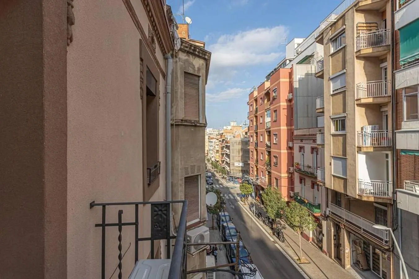 Bright 3Bdr Near To The Metro Apartment L'Hospitalet de Llobregat