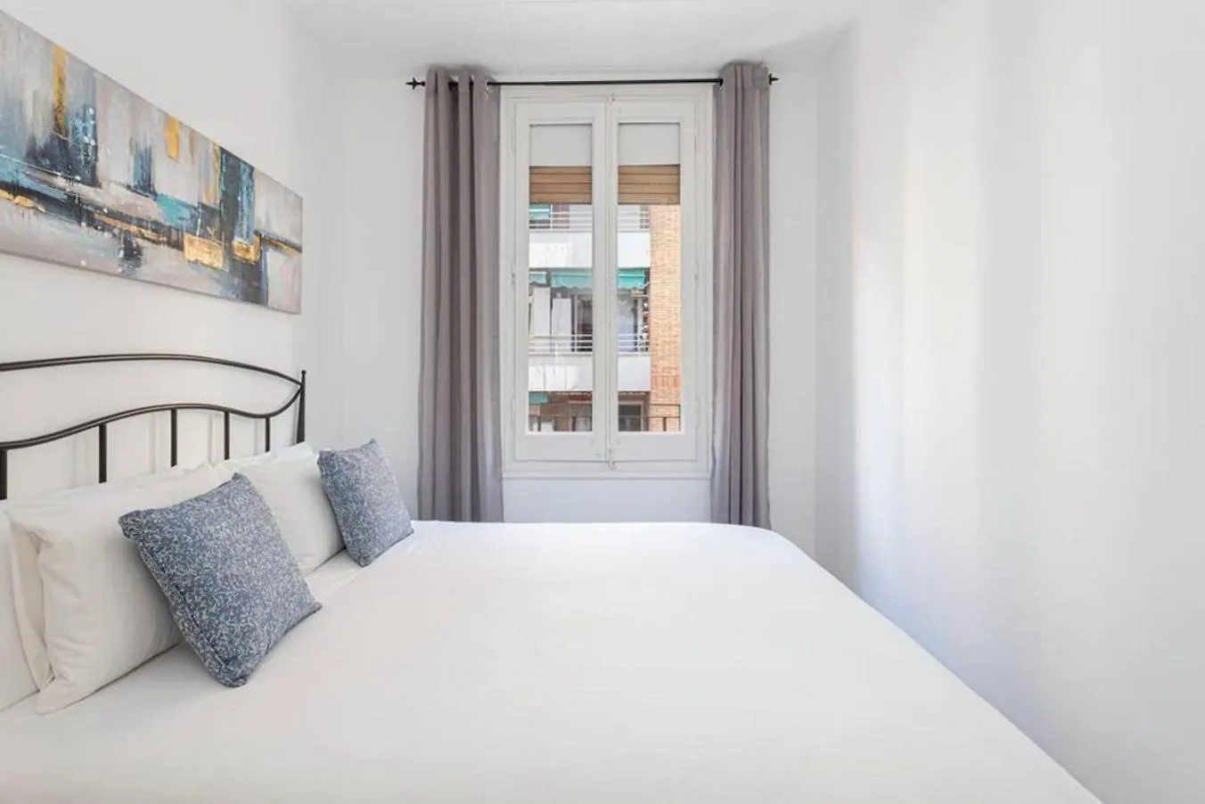 Bright 3Bdr Near To The Metro Apartment L'Hospitalet de Llobregat