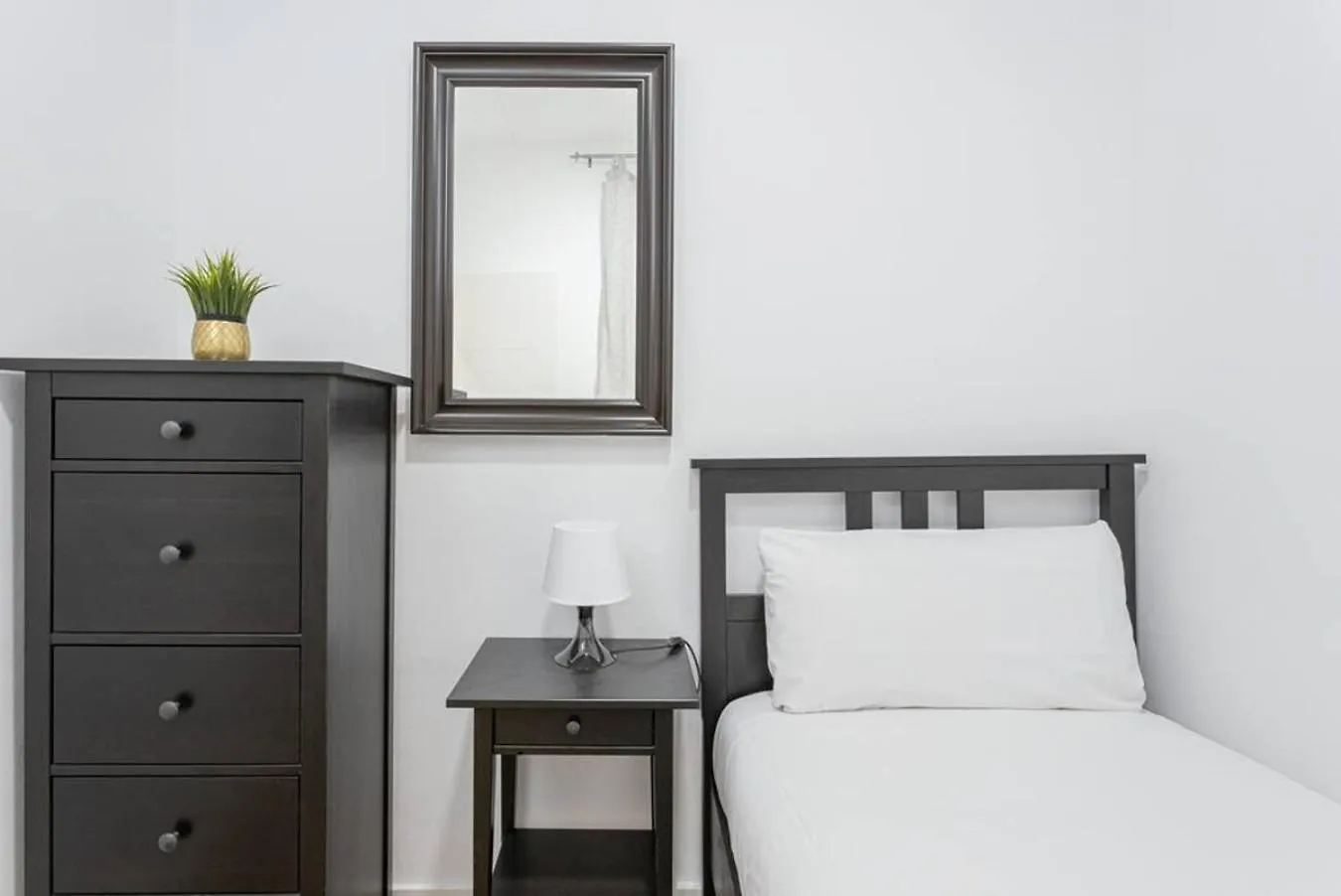 Bright 3Bdr Near To The Metro Apartment L'Hospitalet de Llobregat 0*,  Spain